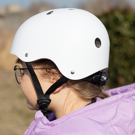 Kask rowerowy regulowany ochronny na rolki hulajnogę deskorolkę dla dzieci dorosłych 52-56 biały